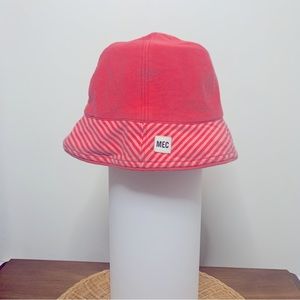 MEC bucket hat